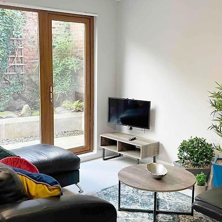 Close To Belfast City Centre.Modern Opened Planned Buitenkant foto